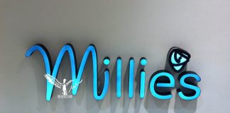Cắt laser mica giá rẻ