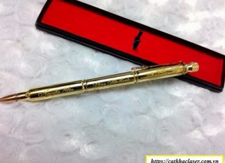 Bút vỏ đạn khắc tên tại Hà Nội