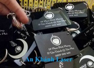 Địa chỉ làm móc khóa mica theo yêu cầu
