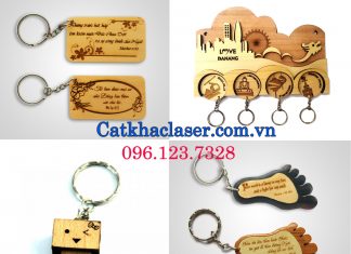 Làm móc khóa gỗ khắc tên theo yêu cầu